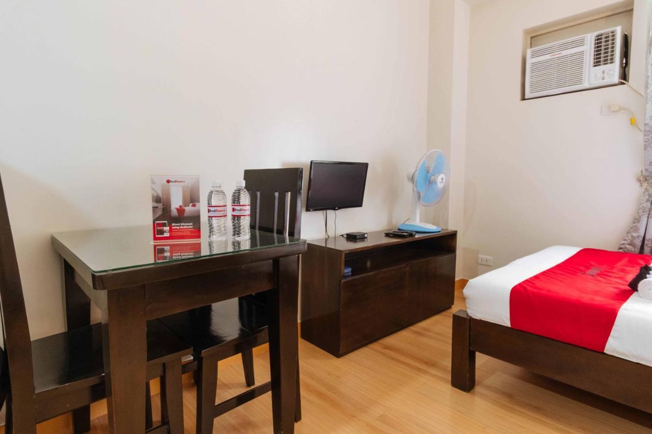 Reddoorz Premium @ Smdc Fairview Apartment Bandar Quezon Luaran gambar