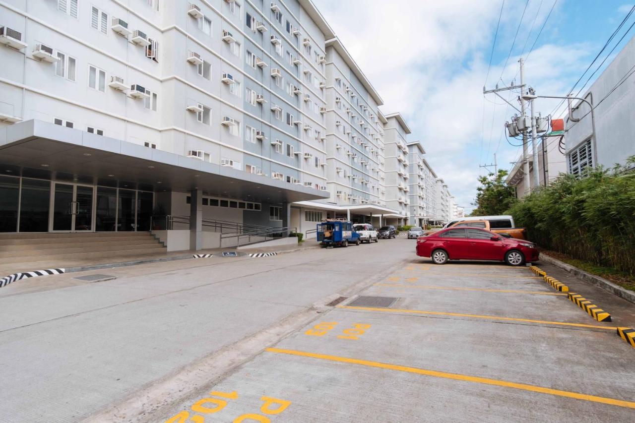 Reddoorz Premium @ Smdc Fairview Apartment Bandar Quezon Luaran gambar